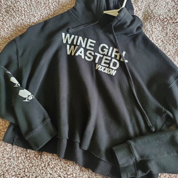 Vixxon Crop Hoodie - Picture 2 of 3